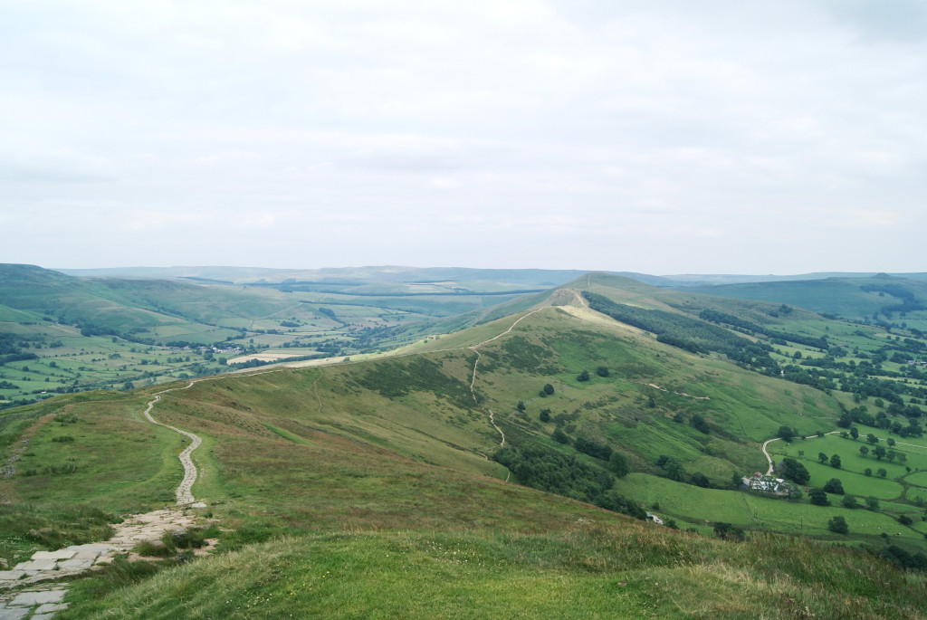 hiking the peak district, peak district walks, mam tor peak district