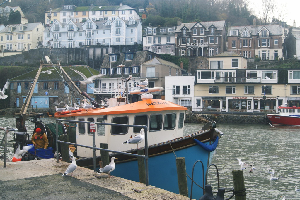 visiting cornwall, looe harbour