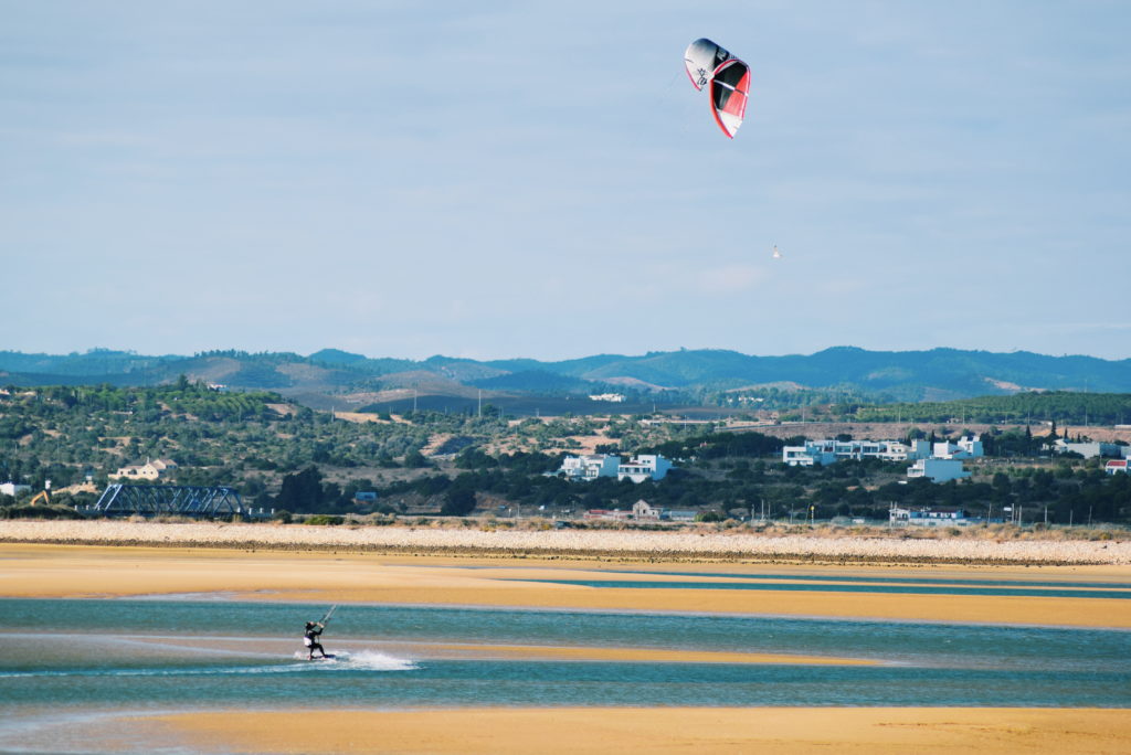 alvor boardwalks, kitesurfing algarve