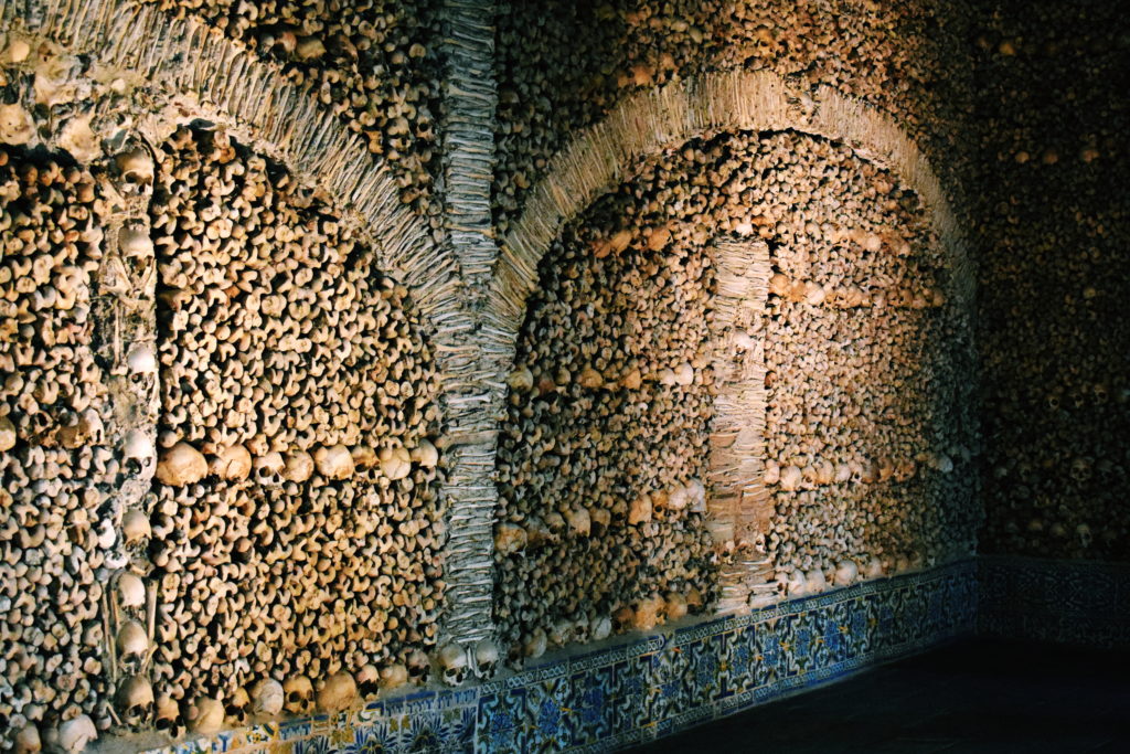 Évora chapel of bones, evora tips